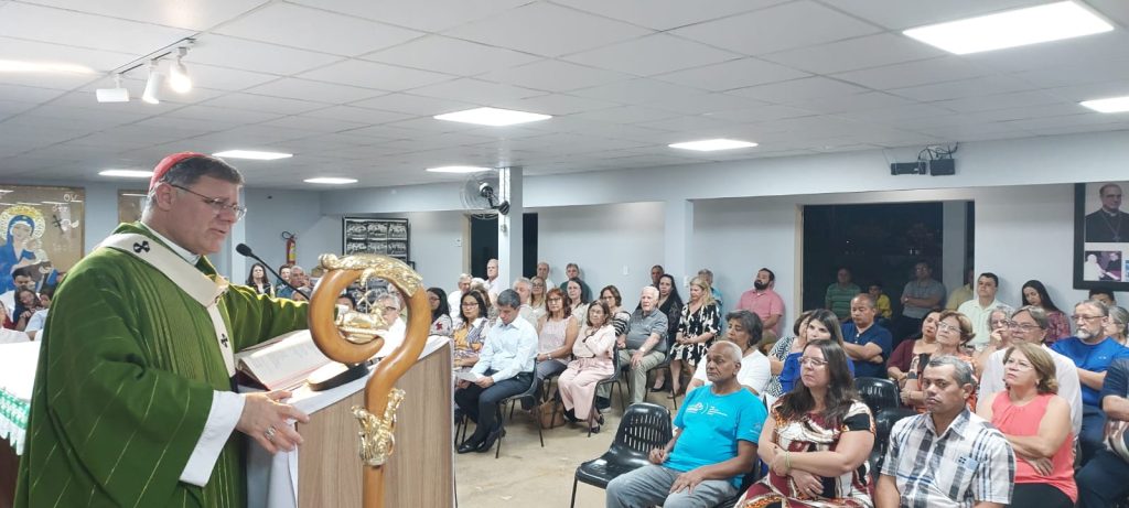 Cardeal Dom Paulo Cezar Costa celebra Missa em Ação de Graças na inauguração do Centro Cultural Dom Ávila