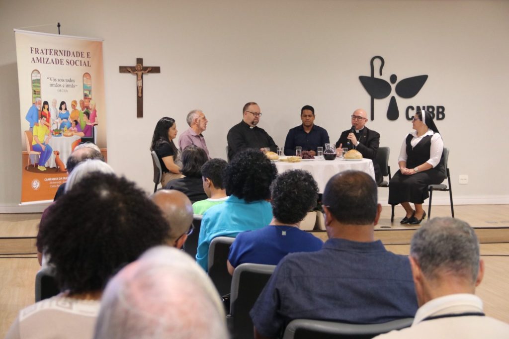 Lançamento da Campanha da Fraternidade 2024 na CNBB destaca a Amizade Social Lançamento da Campanha da Fraternidade 2024 na CNBB destaca a Amizade Social