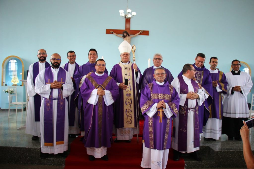 Criação da Paróquia Nossa Senhora de Fátima e posse do primeiro Pároco em Planaltina Criação da Paróquia Nossa Senhora de Fátima e posse do primeiro Pároco em Planaltina