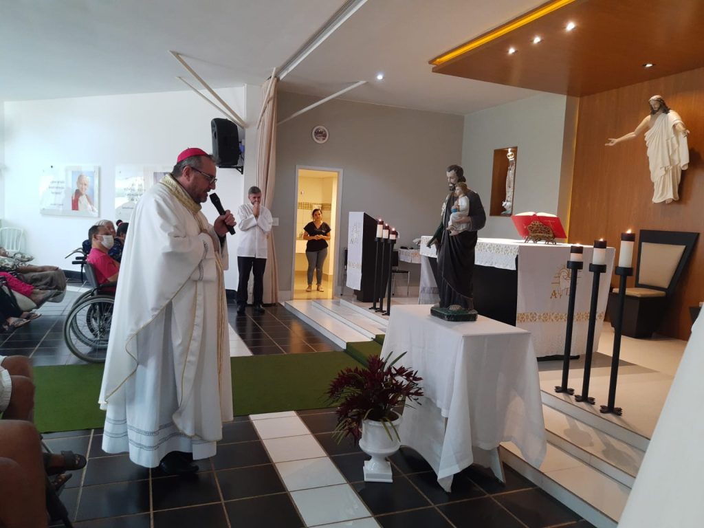 Missa Solene de São José na Vila do Pequenino Jesus Missa Solene de São José na Vila do Pequenino Jesus