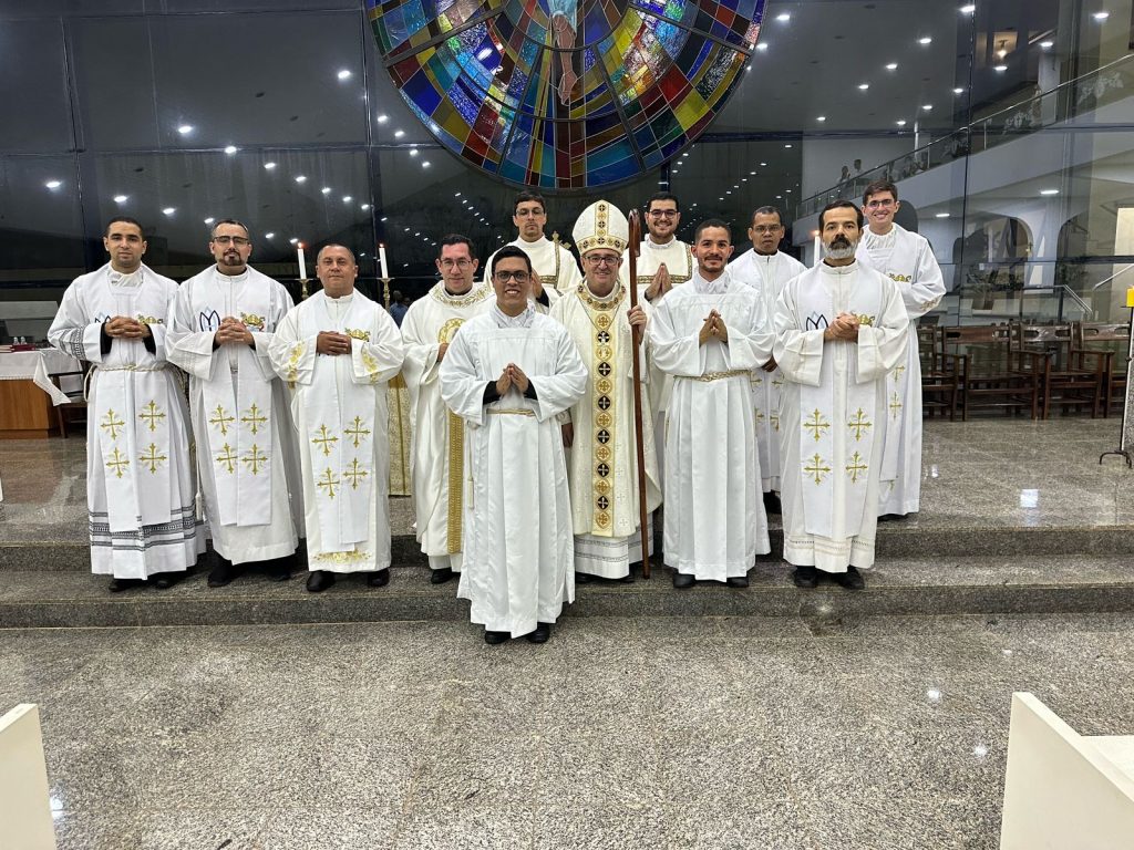 Seminaristas Arquidiocesanos são admitidos como candidatos às Ordens Sacras