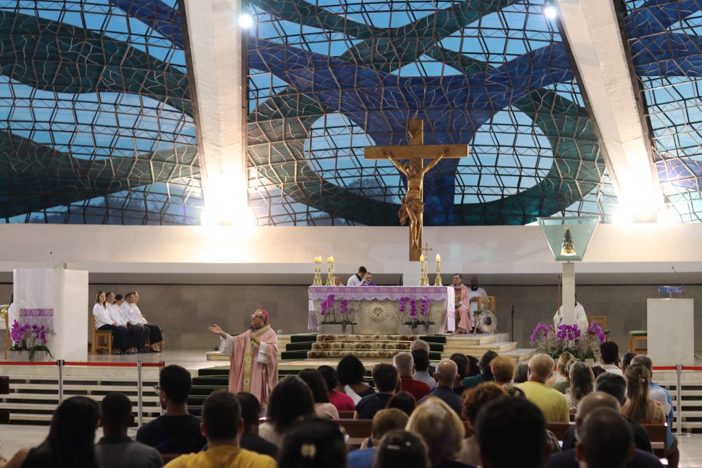 Rádio Nova Aliança celebra 33 anos de história na comunicação Católica em Brasília