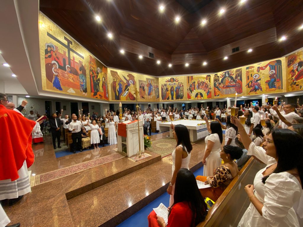Em dois dias, Paróquia Santa Maria dos Pobres tem 200 crismados Em dois dias, Paróquia Santa Maria dos Pobres tem 200 crismados