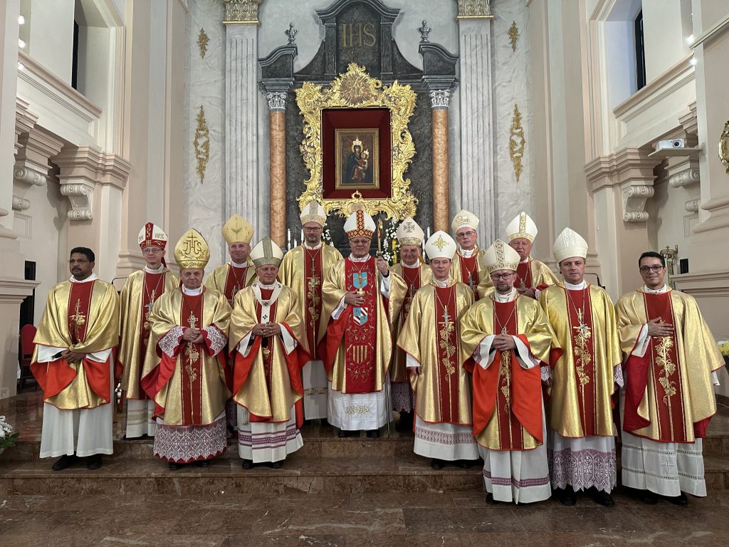 Celebração em Santuário Mariano marca visita de Dom Paulo Cezar à Ucrânia