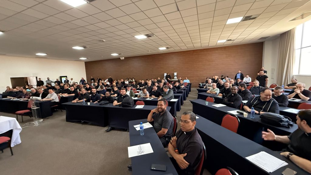 Formação Permanente do Clero reúne sacerdotes da Arquidiocese de Brasília