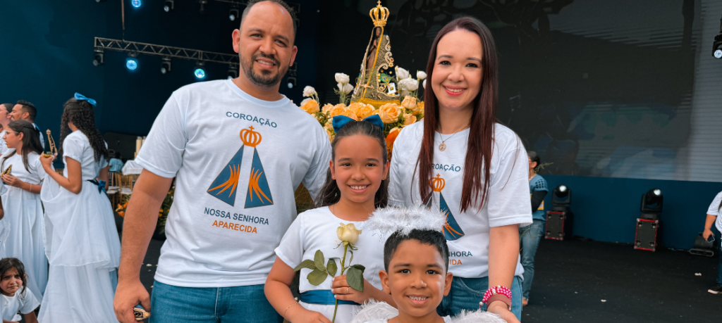 Emoção e fé marcam o testemunho de cura do pequeno Gabriel durante o Jubileu das Crianças Emoção e fé marcam o testemunho de cura do pequeno Gabriel durante o Jubileu das Crianças