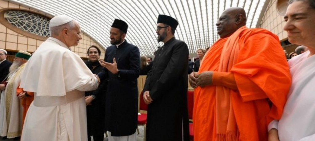 Papa Leão XIV: que as religiões libertem o mundo do preconceito, da ira e do ódio