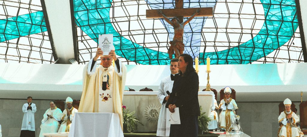 Arcebispo celebra cinco anos de missão em Brasília e promulga Plano Pastoral Arquidiocesano Arcebispo celebra cinco anos de missão em Brasília e promulga Plano Pastoral Arquidiocesano