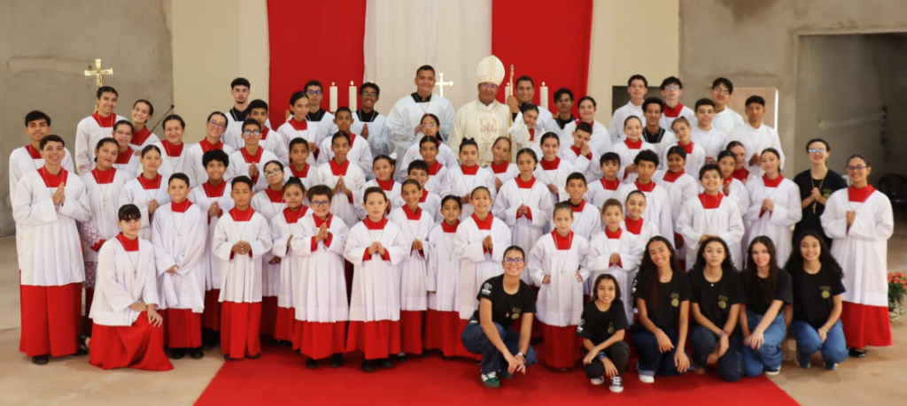Dom Vicente preside Missa de abertura da Jornada dos Acólitos 2026 na Paróquia Santíssima Trindade