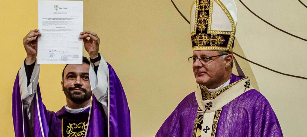 Padre Victor Fernandes toma Posse como Administrador Paroquial da Paróquia Nossa Senhora de Fátima