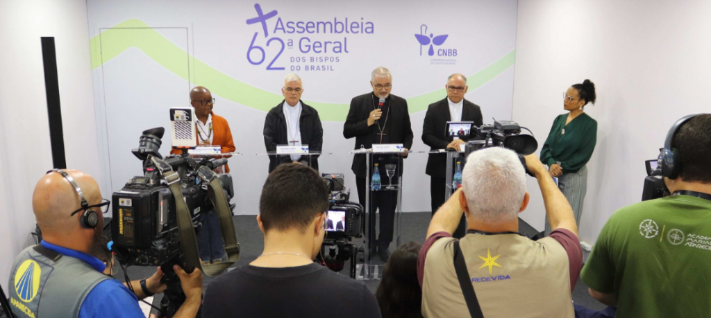 Coletiva de imprensa destaca Congresso Eucarístico, missão continental e criação de fundo para patrimônio