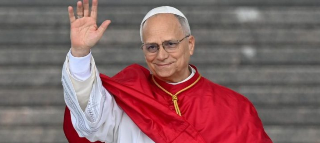 Pedro volta à África como missionário da paz