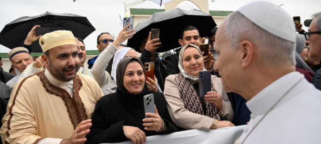 Papa visita Annaba como filho espiritual de Santo Agostinho