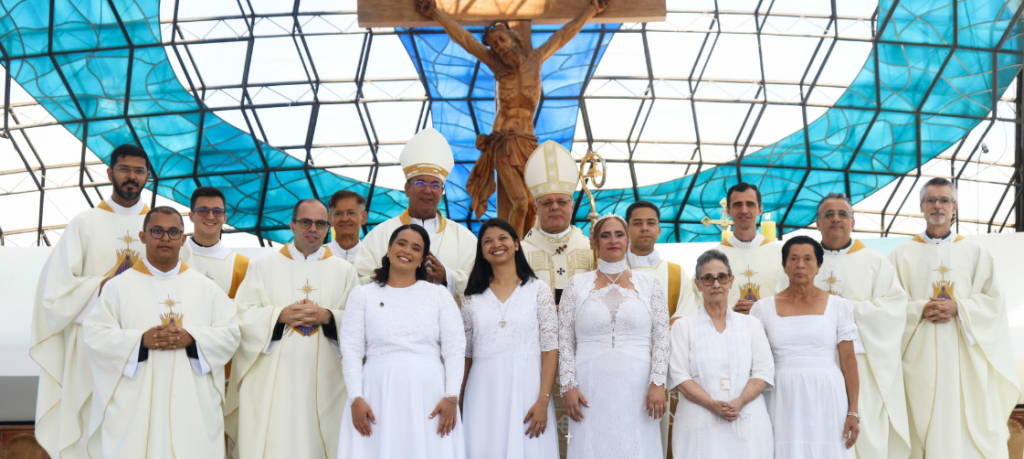 Entrega e fé marcam Consagração no Ordo Virginum na Catedral Metropolitana de Brasília