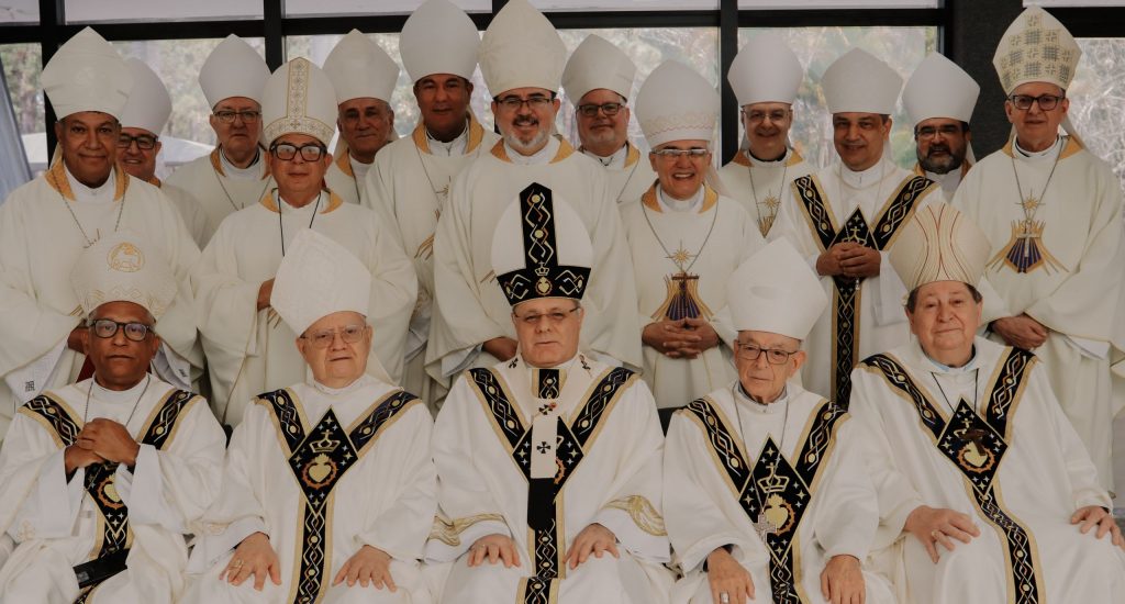 Jubileu dos Bispos celebra os 50 anos do Seminário Maior de Brasília Jubileu dos Bispos celebra os 50 anos do Seminário Maior de Brasília